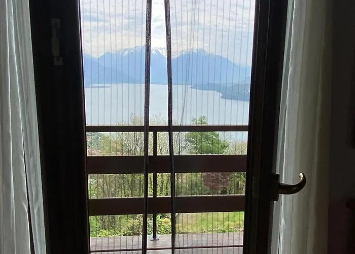 The Happy Rooster - With Big Garden * Pianello Del Lario