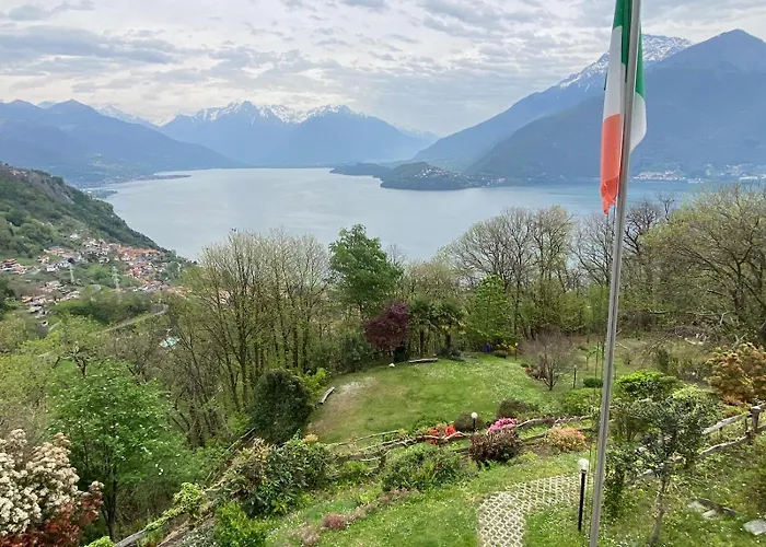 The Happy Rooster - With Big Garden * Pianello Del Lario