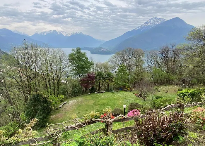The Happy Rooster - With Big Garden וילה Pianello Del Lario