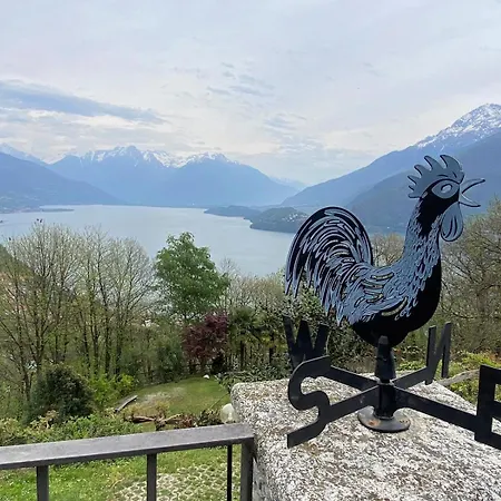 The Happy Rooster - With Big Garden Villa *