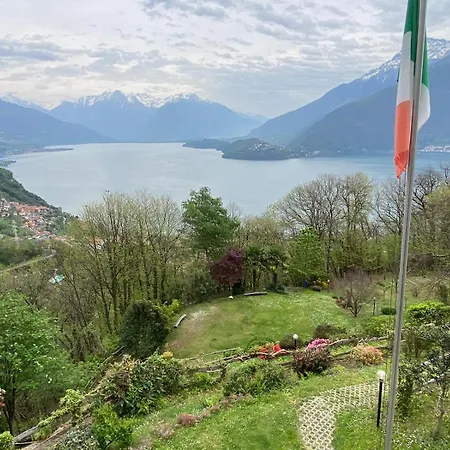 The Happy Rooster - With Big Garden * Pianello Del Lario