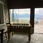 The Happy Rooster - With Big Garden Pianello Del Lario